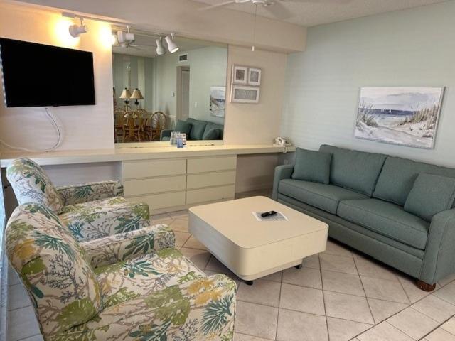 Treasure Island Beach Club 727-360-7096 St. Pete Beach Buitenkant foto